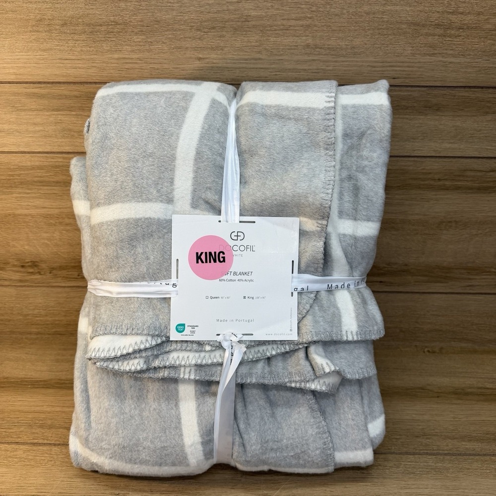 DOCOFIL Luxuriously Soft King Blanket Cotton Blend Portugal Gray White Plaid